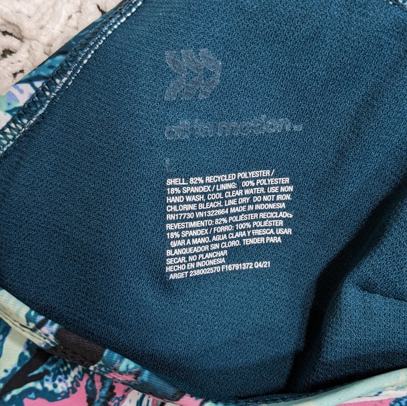 All In Motion Large Longline Bikini Top, Marble Pattern - Picture 3 of 4